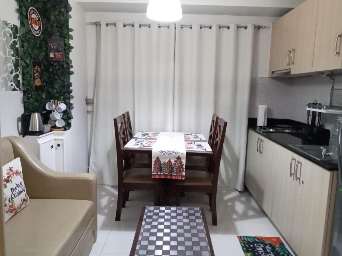Appartamento Sky Breeze Haven Tagaytay City Esterno foto