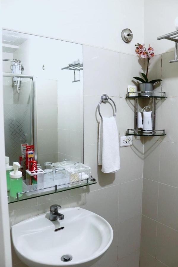 Appartamento Sky Breeze Haven Tagaytay City Esterno foto
